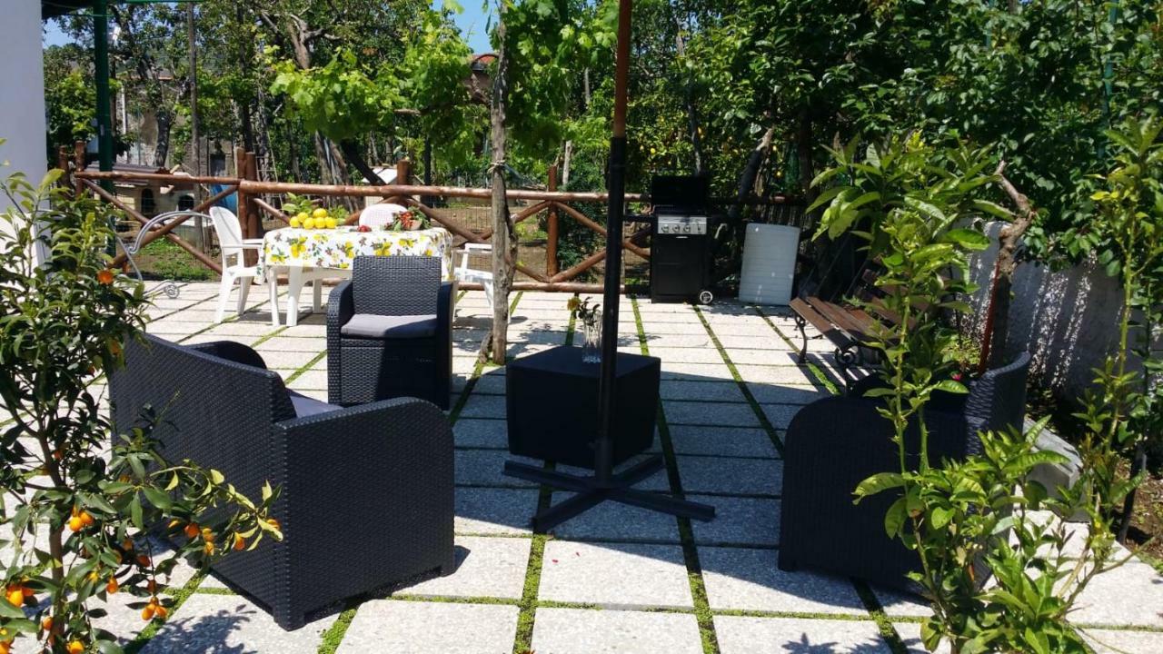 B&B Casa Vacanza Cioffi Вико-Экуенсе Экстерьер фото