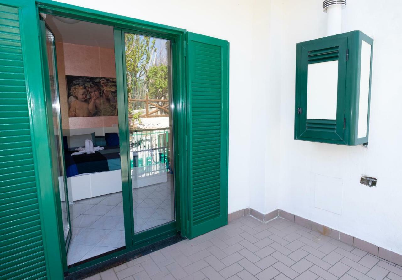 B&B Casa Vacanza Cioffi Вико-Экуенсе Экстерьер фото
